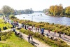 marathon-runners-pass-the-amstel-river-in-amsterdam