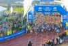 runners-begin-the-amsterdam-marathon-in-olympic-stadium