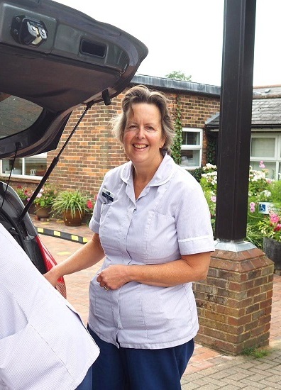 hospice-at-home-nurses-pack-car (cropped)