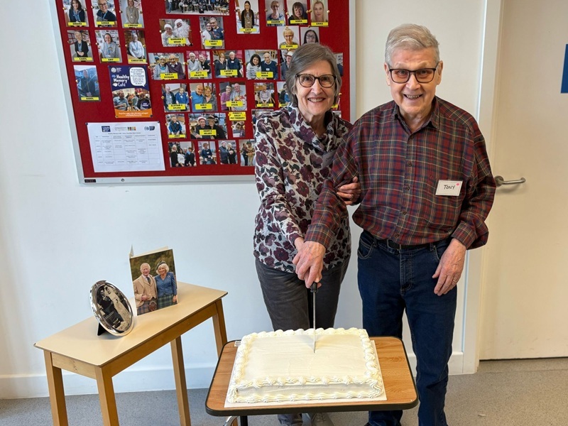 chris-and-tony-cutting-their-anniversary-cake