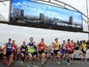 runners-at-start-of-the-manchester-marathon