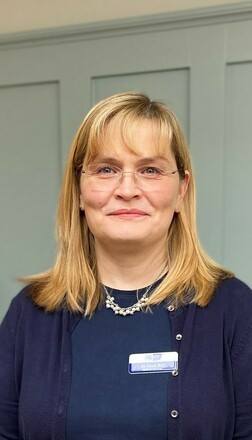 dr-sarah-bell-medical-director