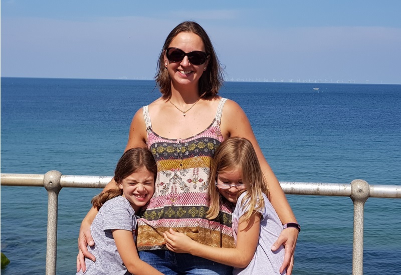 abbie-leah-and-chloe-hug-and-smile-at-camera
