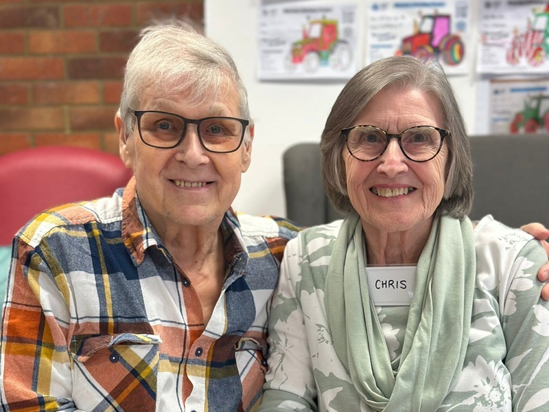 tony-and-chris-smiling-at-the-healthy-memory-cafe