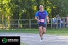 standalone-10k-runner-wearing-a-garden-house-hospice-care-top